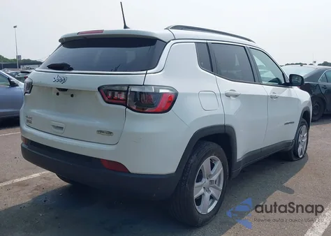 2022 Jeep Compass Latitude 4X4 из США, поврежденный, VIN 3C4NJDBB8NT232106